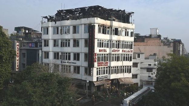 दिल्लीको होटलमा आगलागी, १७ को मृत्यु