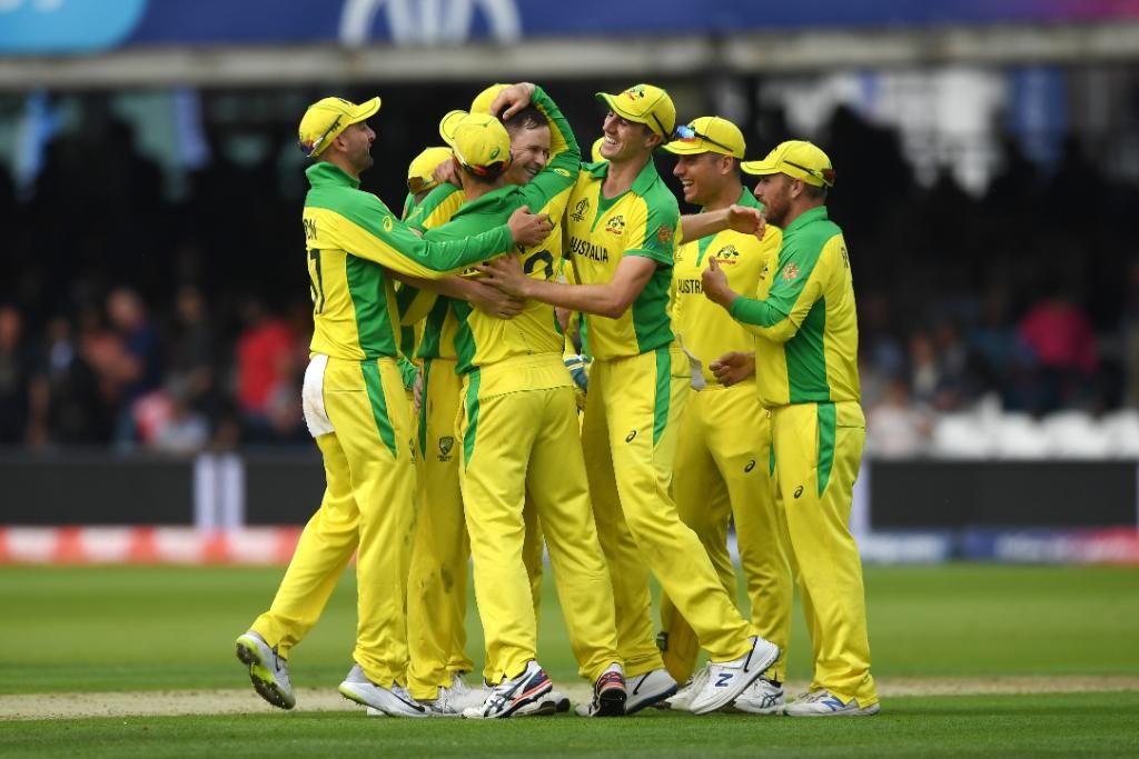 विश्वकप क्रिकेट : इंग्ल्याण्डलाई हराउँदै अष्ट्रेलिया सेमिफाइनलमा
