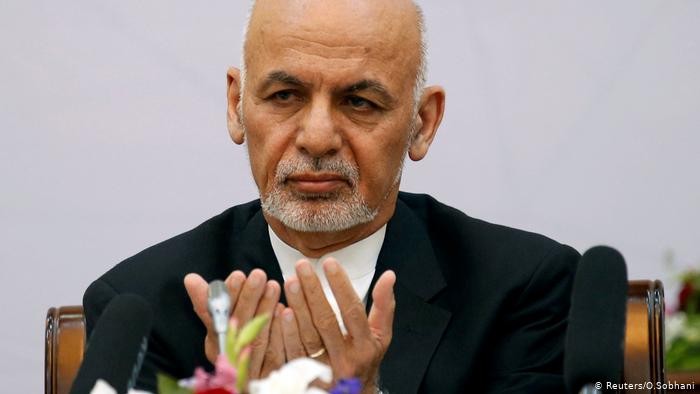 अफगानिस्तानका राष्ट्रपति घानी देश छोडेर भागे
